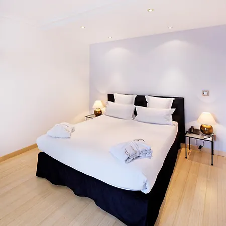 Apartmanhotel Suites Albany & Párizs