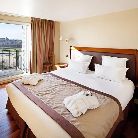 Apartahotel Suites Albany &